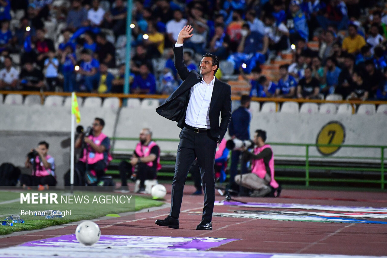دیدار تیم‌های فوتبال استقلال تهران و آلومینیوم اراک در هفته بیست و هشتم لیگ برتر باشگاههای کشور با نتیجه صفر بر صفر به پایان رسید.