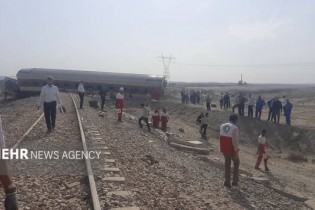 تحویل جسد ۱۴ قربانی حادثه قطار به خانواده ها