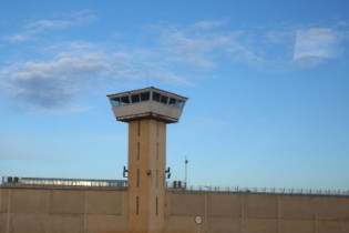رئیس سازمان زندان‌ها: بالاتر از حد میانگین جهانی زندانی در زندان‌های کشور داریم