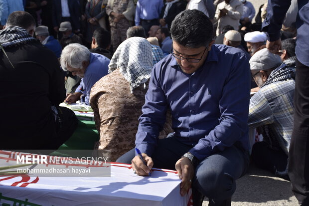 بازگشت پیکر مطهر ۳۵ شهید دوران دفاع مقدس از طریق مرز شلمچه