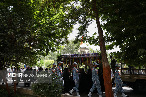 مراسم تشییع دو شهید گمنام در باشگاه انقلاب تهران برگزار شد