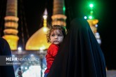 تصاویر / حال و هوای حرم حضرت معصومه(س) در شب شهادت امام محمدباقر(ع)
