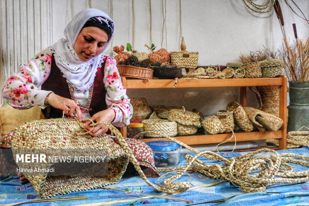 گالی بافی «حصیربافی»