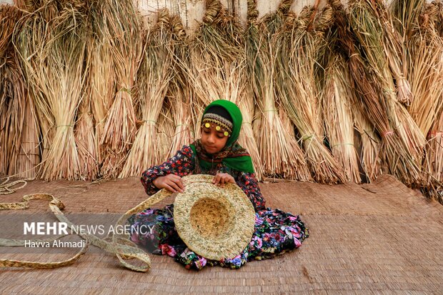 گالی بافی «حصیربافی»