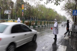 ترافیک سنگین در تمامی خیابان‌های تهران/ معابر لغزنده است