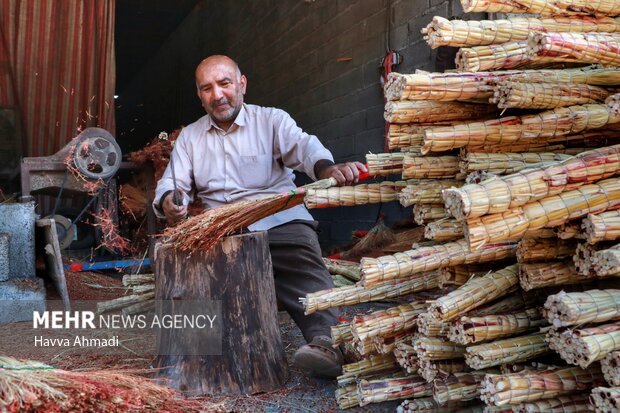 هنر سنتی جاروبافی