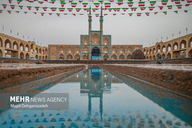 نخستین باران پاییزی در شهر جهانی