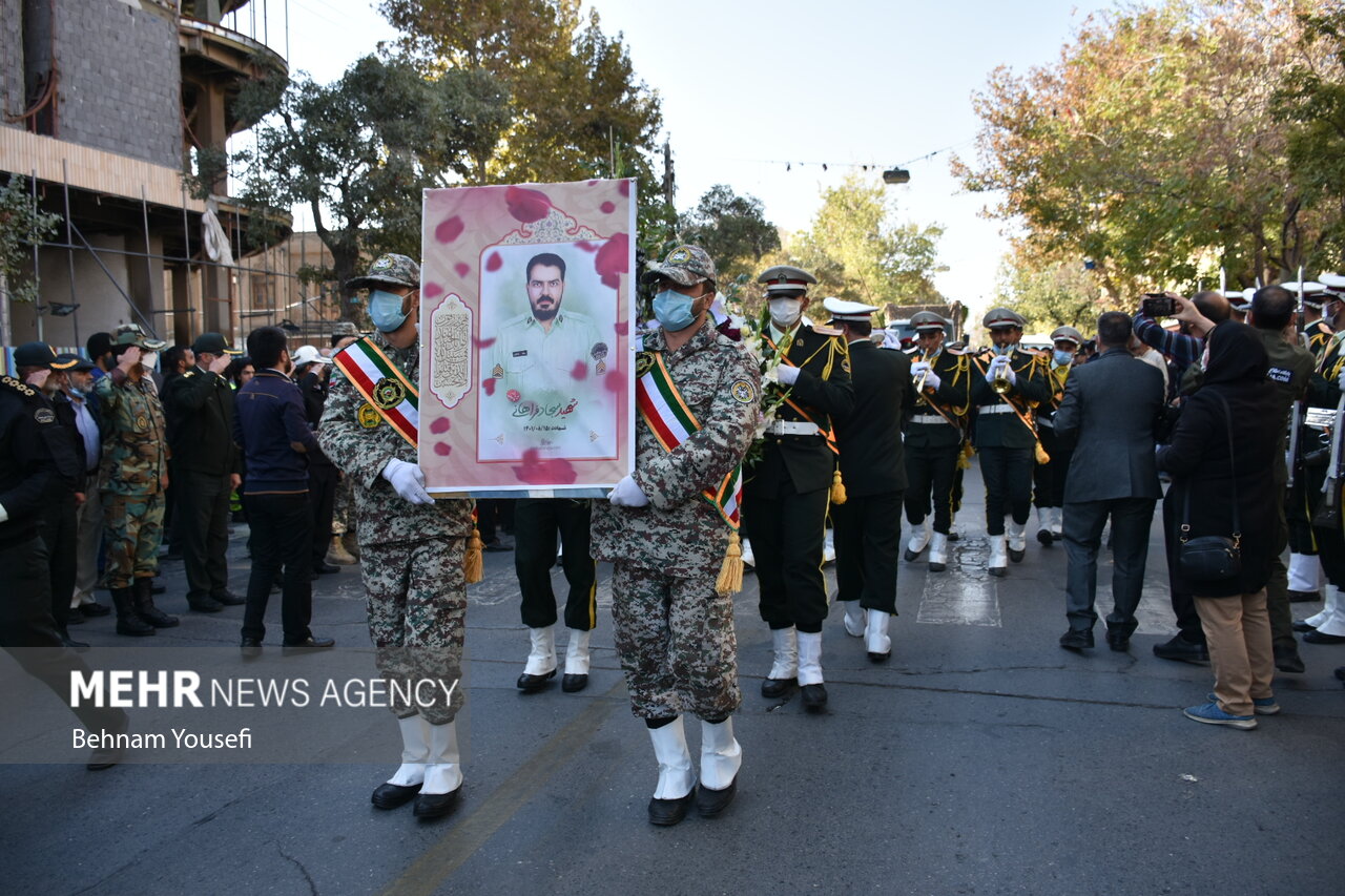 مراسم وداع و تشییع پیکر مطهر شهید مدافع وطن سجاد فراهانی