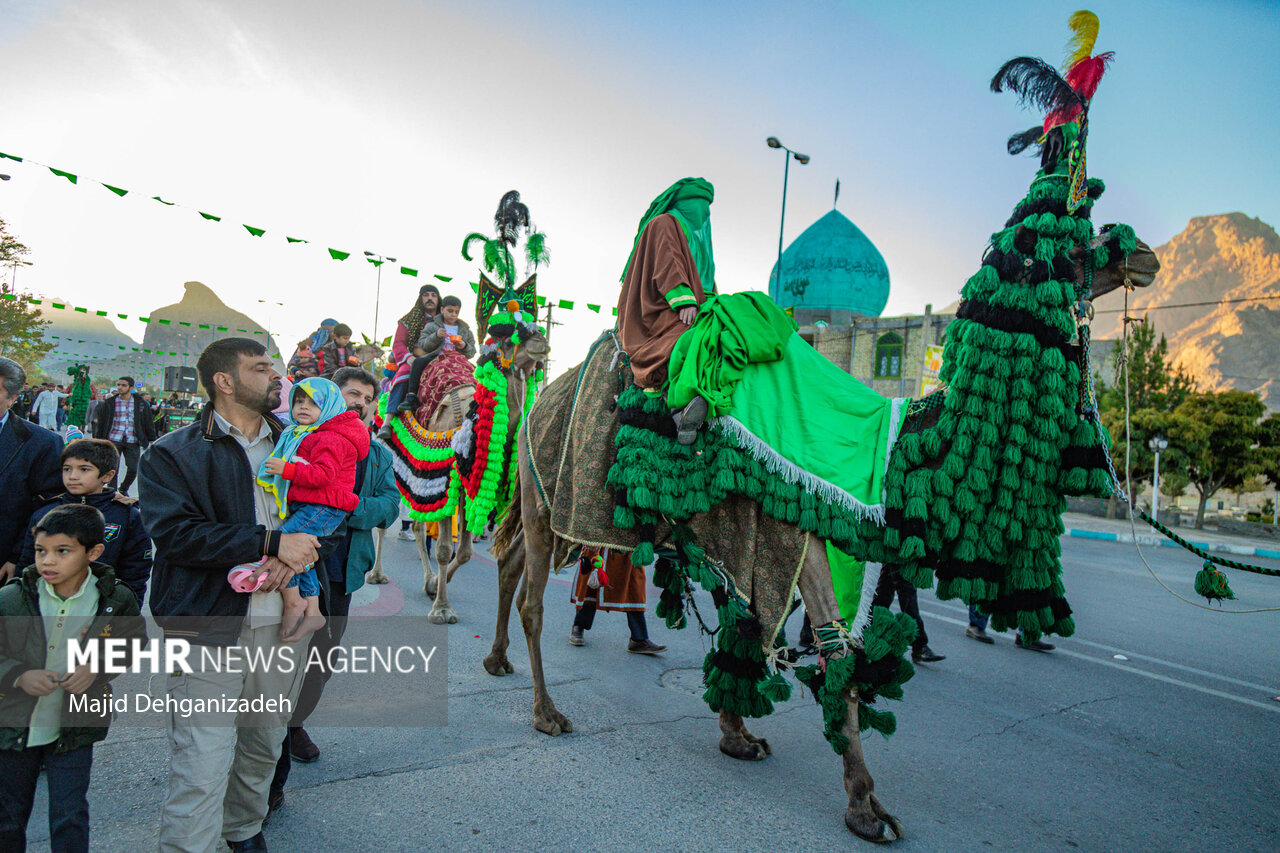 مراسم استقبال از کاروان نمادین امام رضا(ع)