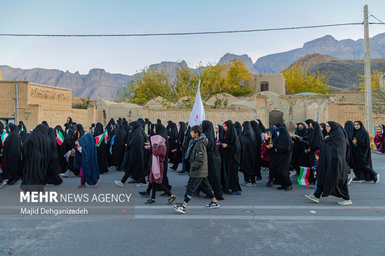 مراسم استقبال از کاروان نمادین امام رضا(ع)