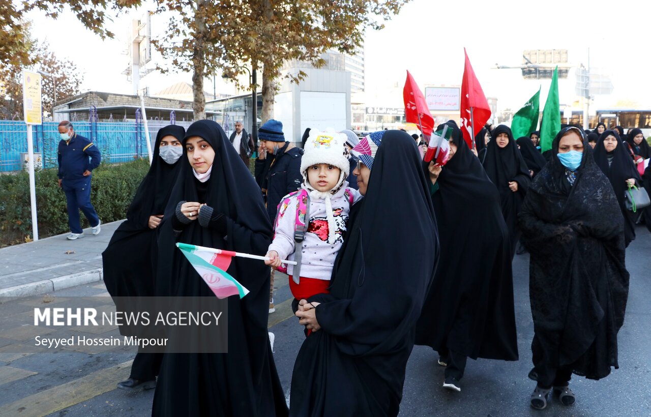 همایش پیاده روی خانوادگی بسیج