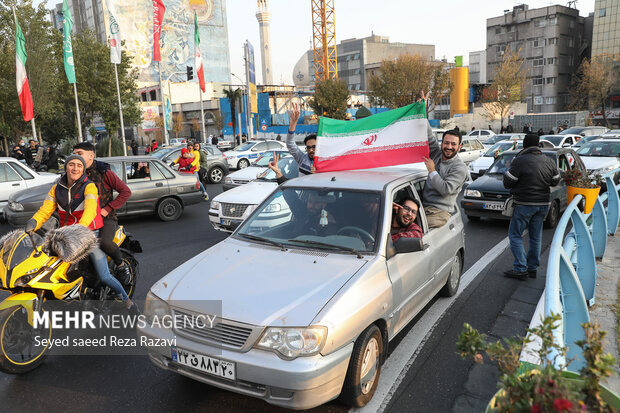 مردم ایران پس از برد تیم ملی فوتبال ایران مقابل تیم ملی فوتبال ولز به خیابان‌ها آمدند و جشن پیروزی و شادمانی پرداختند