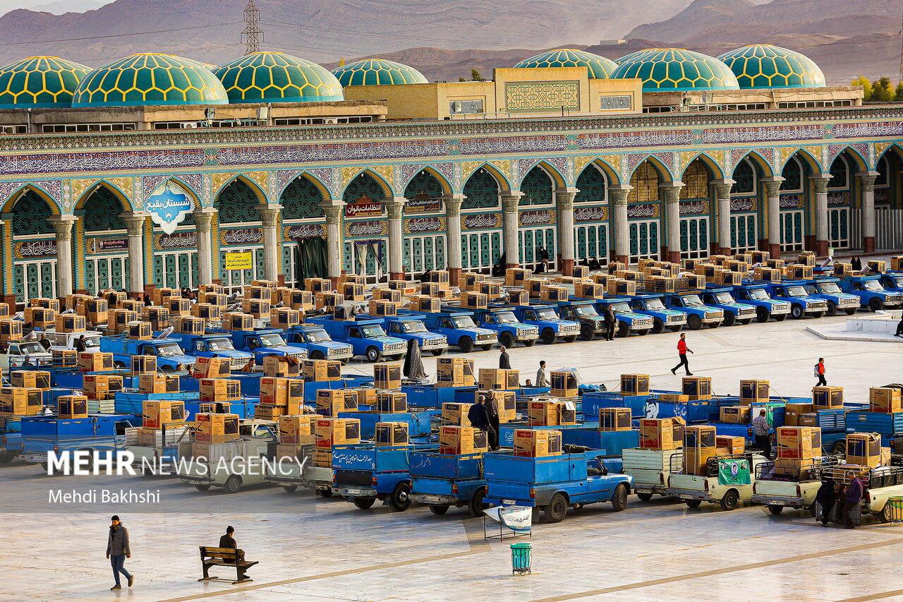 رزمایش اهدای 600 سری جهیزیه به نوعروسان در مسجد مقدس جمکران