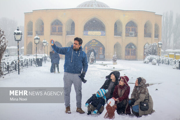 بارش اولین برف زمستانی در تبریز