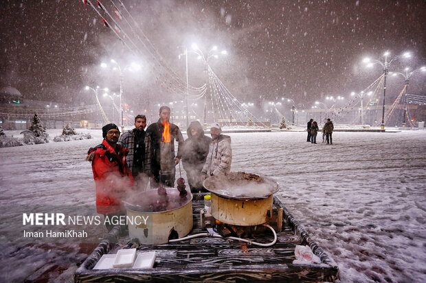 شبِ برفی