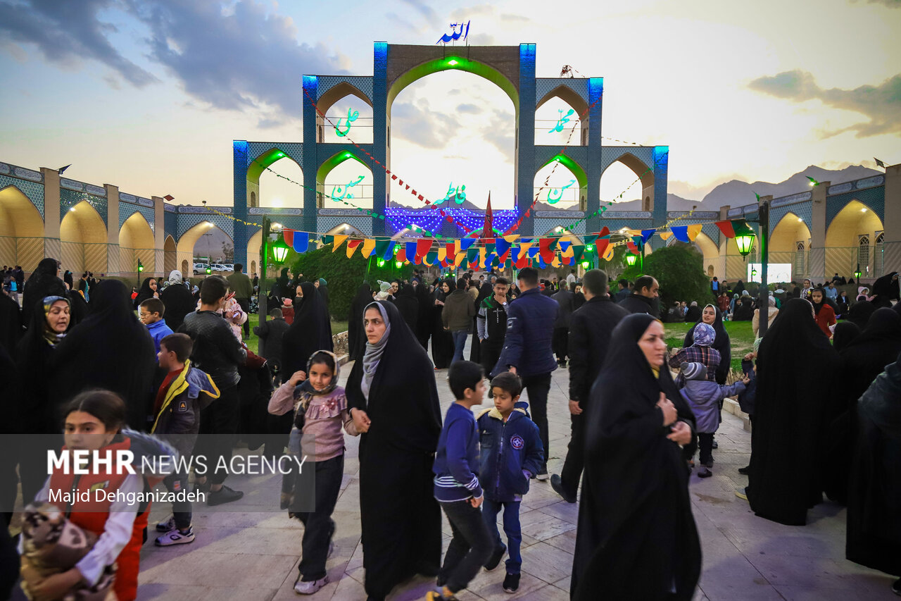 پیاده پیمایی در شب میلاد حضرت ابوالفضل العباس(ع)