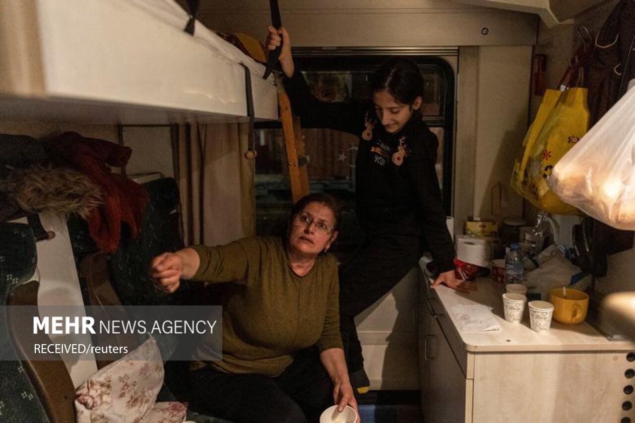 زندگی در قطار پس از زلزله