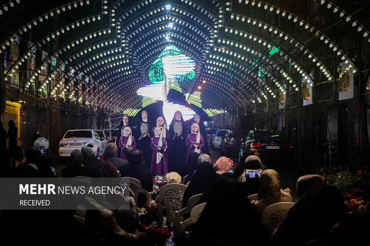 حجت‌الاسلام محمد قمی در جشن مردمی نیمه شعبان در محله نیروهوایی شرق تهران حضور یافت