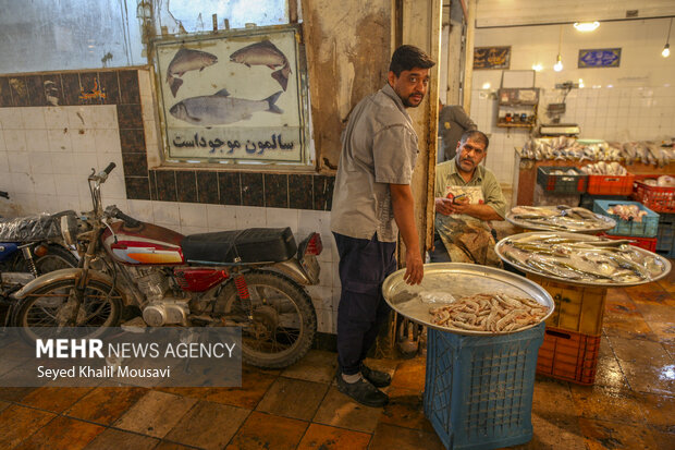 بازار ماهی فروشان آبادان