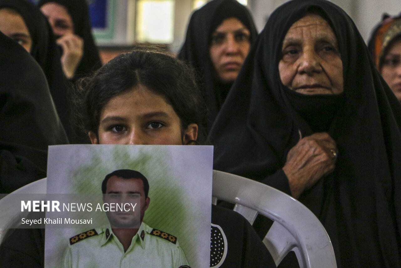 تشییع پیکر مطهر شهید ربیعی، مدافع نظم و امنیت در اهواز