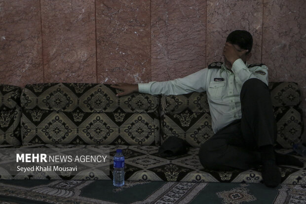 تشییع پیکر مطهر شهید ربیعی، مدافع نظم و امنیت در اهواز