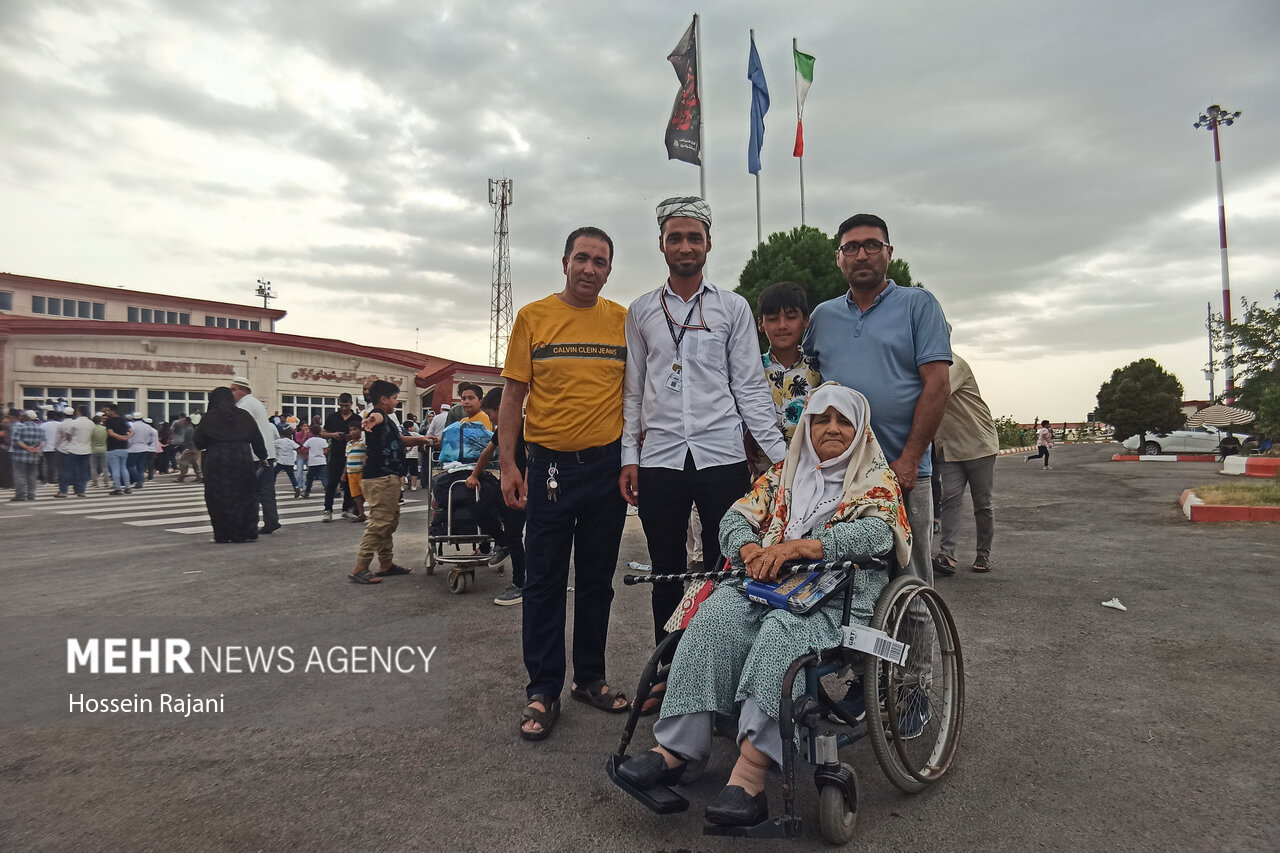 بازگشت اولین گروه حجاج بیت الله الحرام به گلستان
