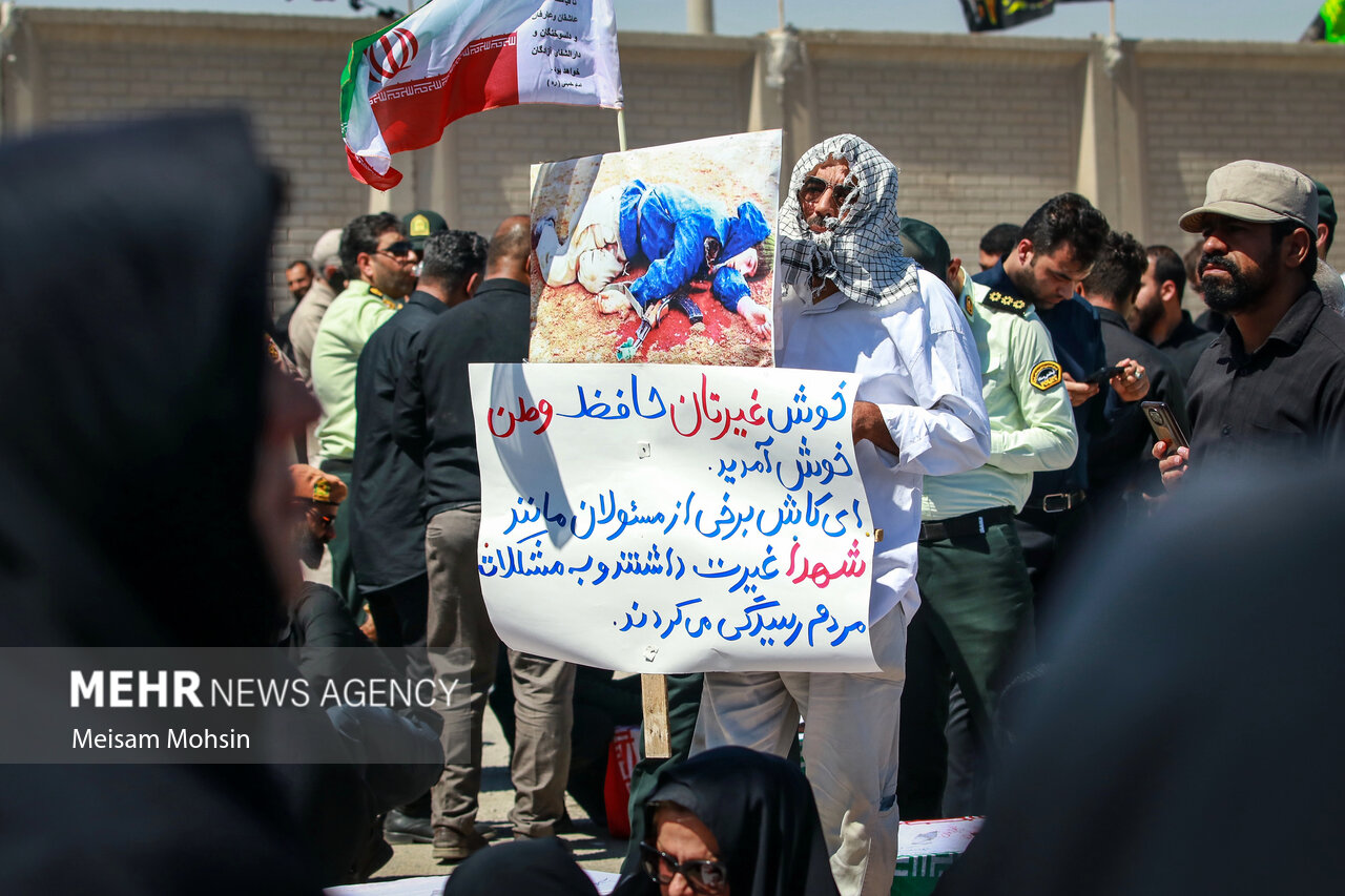 ورود پیکر ۱۸ شهید دفاع مقدس به کشور از مرز شلمچه