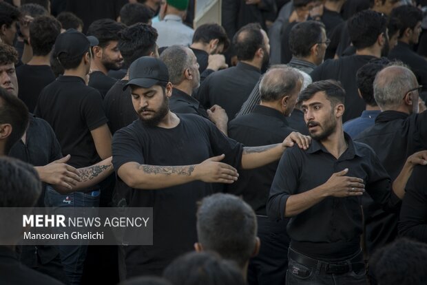 آئین معنوی نخل گردانی در شاهرود