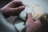 حداقل حقوق کارمندان دولت نباید از ۷.۹ میلیون تومان کمتر باشد حداقل حقوق کارمندان دولت نباید از ۷.۹ میلیون تومان کمتر باشد