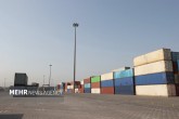 کشتی حامل ۳۰ هزار تن پودر آلومینیوم پهلو گرفت