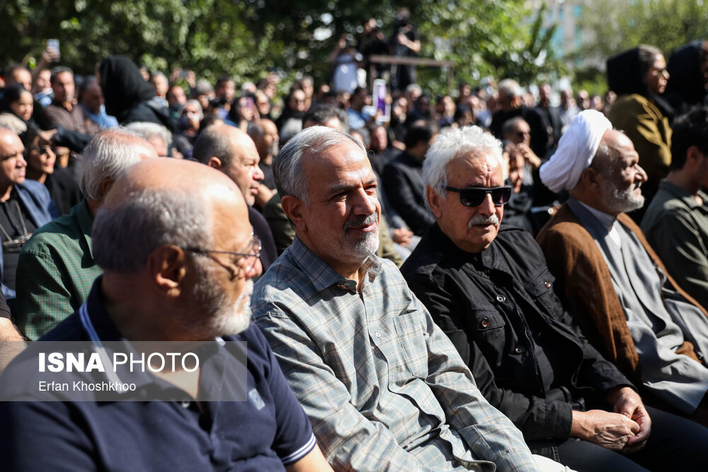 احمد مسجد جامعی در مراسم تشییع پیکر زنده یاد آتیلا پسیانی