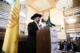 سخنرانی خاخام حمامی لاله‌زار، رهبر دینی جامعه کلیمیان در تجمع یهودیان تهران در محکومیت جنایات رژیم صهیونیستی و حمایت از مردم فلسطین