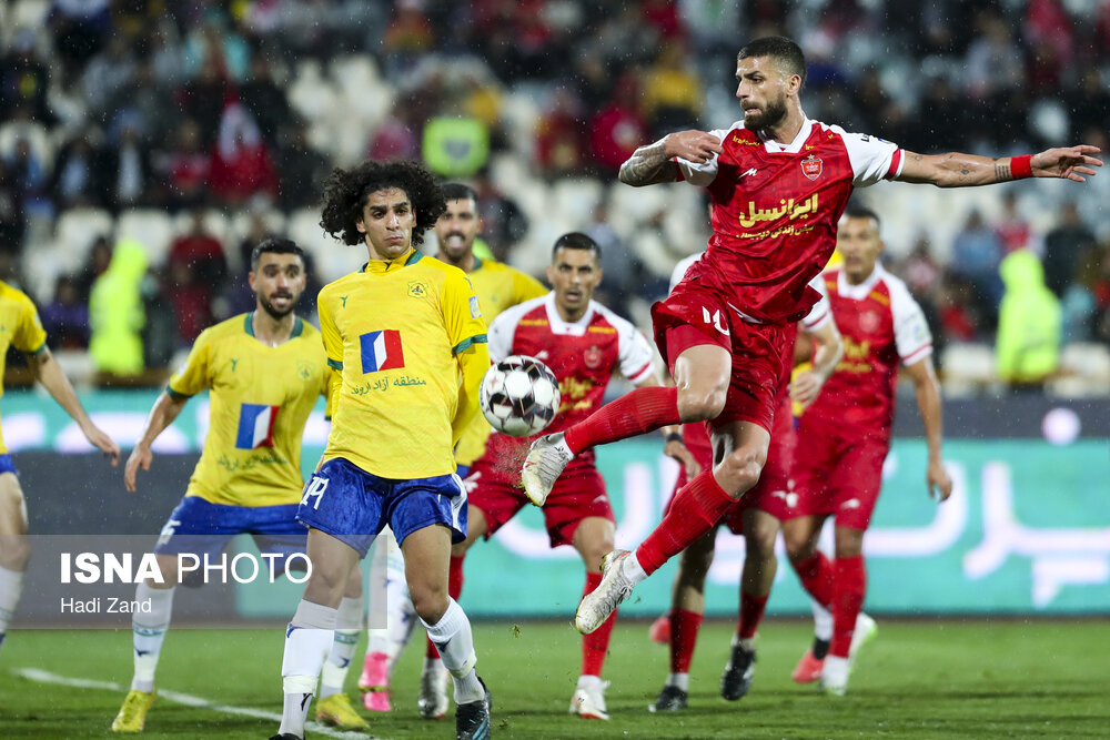 هفته نهم لیگ برتر فوتبال؛ پرسپولیس - صنعت نفت