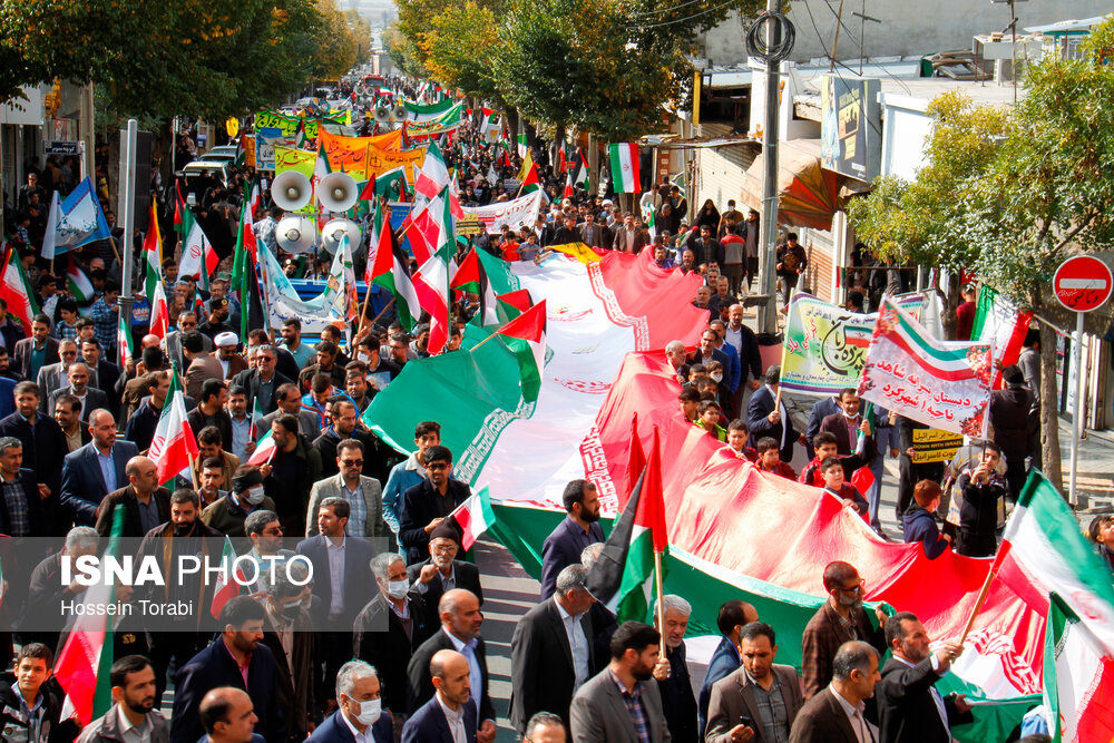 راهپیمایی ۱۳ آبان در شهرکرد