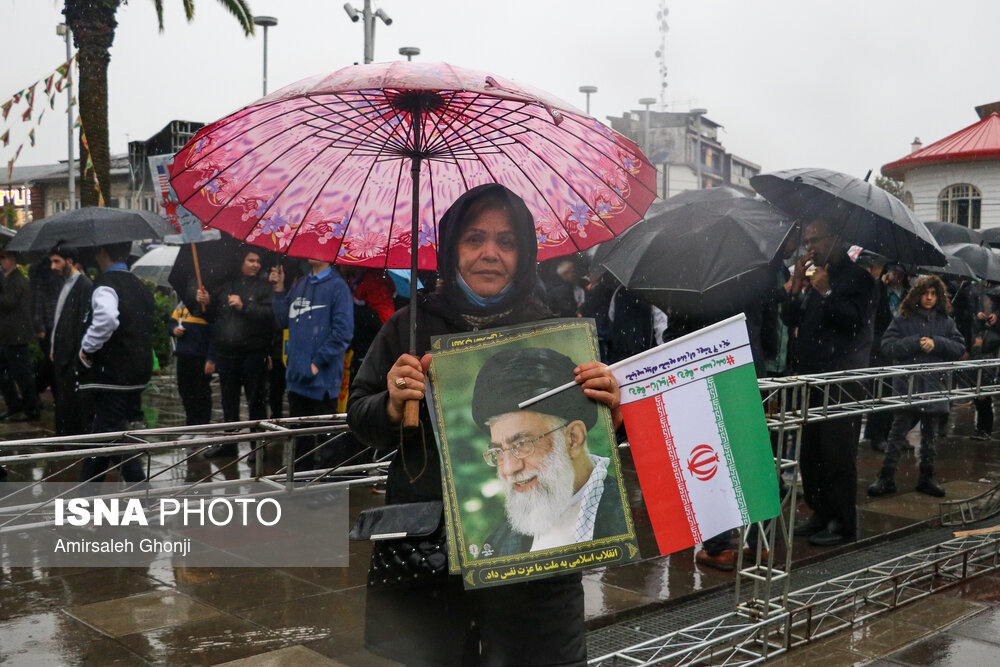 راهپیمایی ۱۳ آبان در رشت