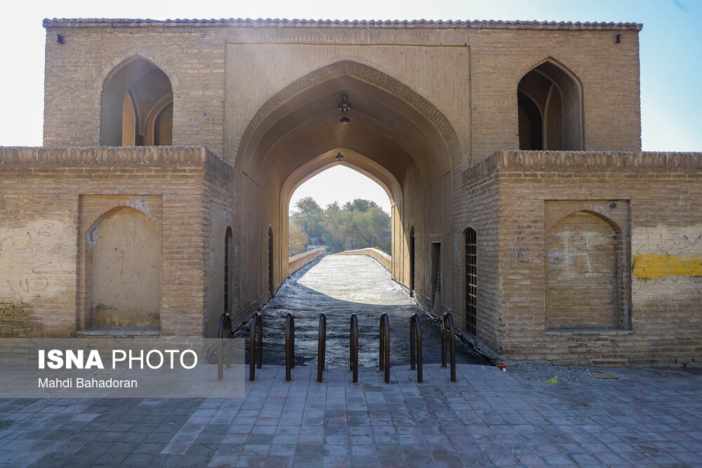 عایق‌بندی عرشه پل تاریخی شهرستان اصفهان با قیروگونی