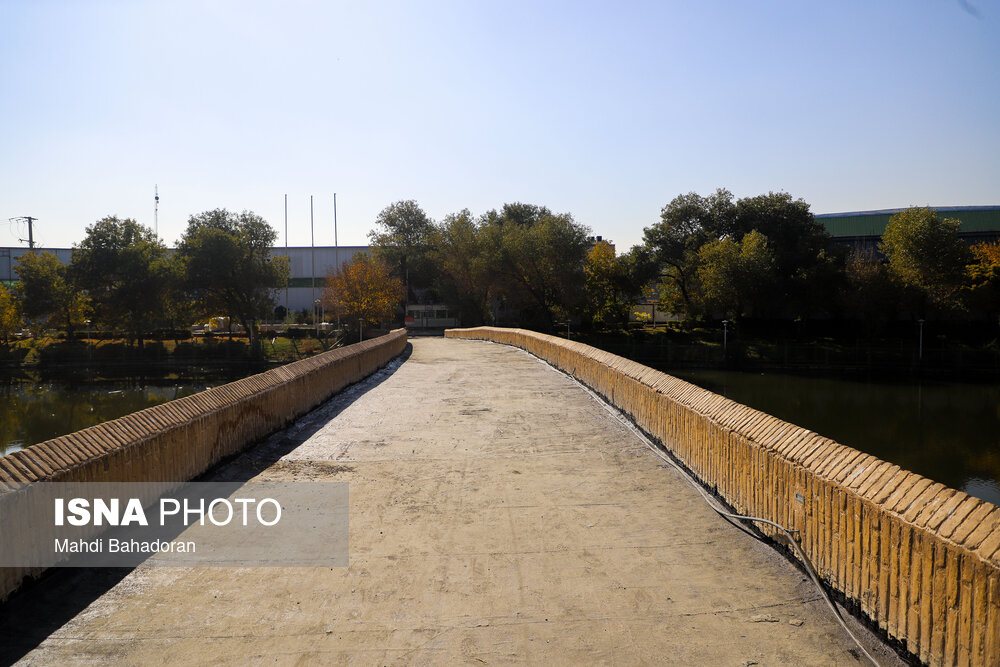 عایق‌بندی عرشه پل تاریخی شهرستان اصفهان با قیروگونی