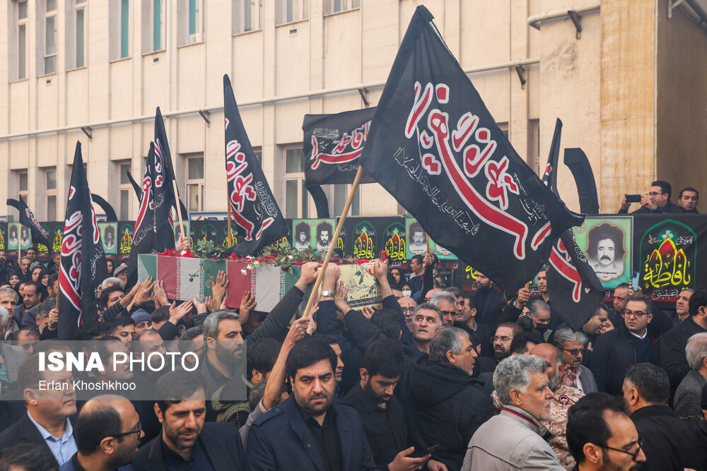 بدرقه و خاکسپاری پیکر یک شهید گمنام در وزارت فرهنگ و ارشاد اسلامی