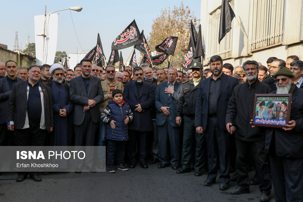 بدرقه و خاکسپاری پیکر یک شهید گمنام در وزارت فرهنگ و ارشاد اسلامی