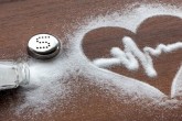 ریسک ابتلا به سرطان با مصرف نمک دریا / تقلب در نمک‌های رنگی