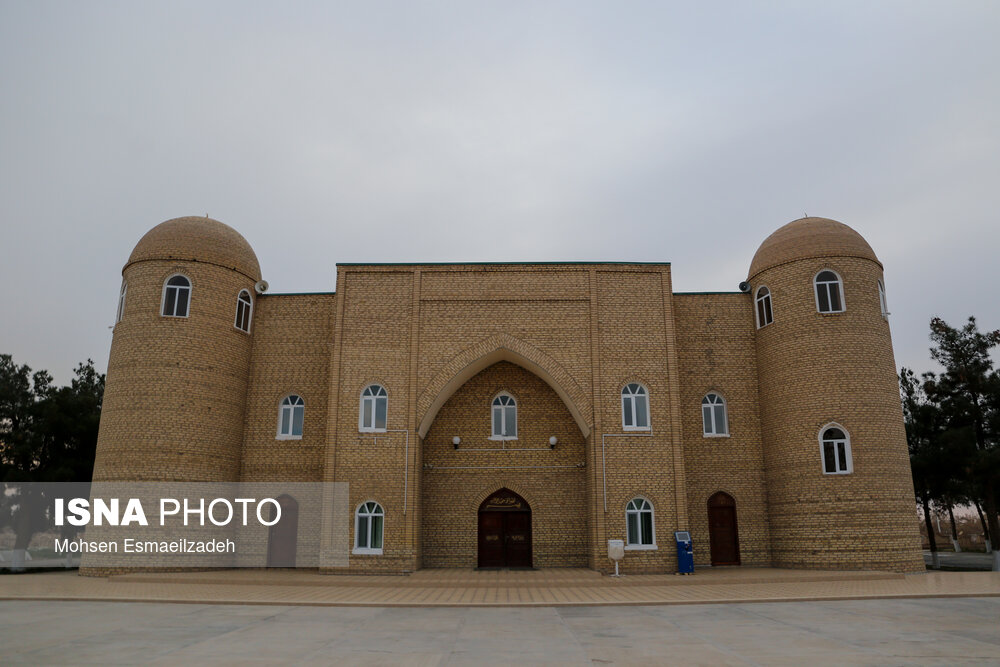 مسجد جامع خواجه یوسف همدانی یکی از عرفای بزرگ ایرانی که مدتی در مرو سکونت داشته در این شهر قدیمی قرار دارد