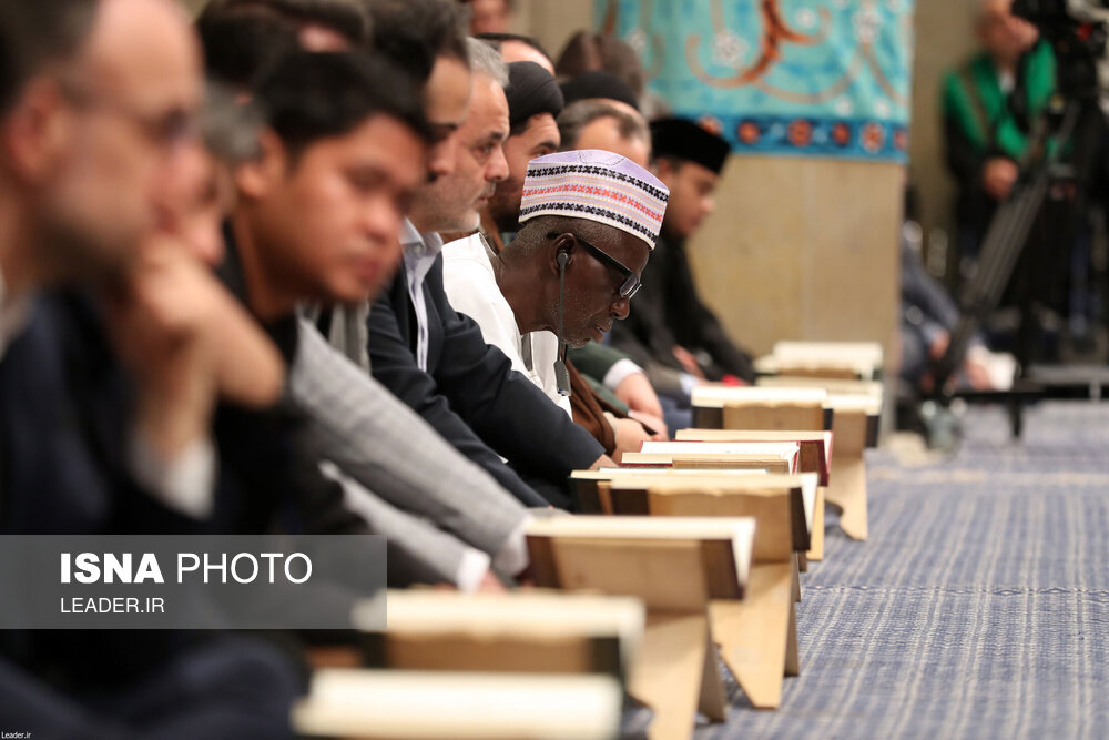 دیدار شرکت کنندگان در مسابقات بین‌المللی قرآن با رهبر انقلاب
