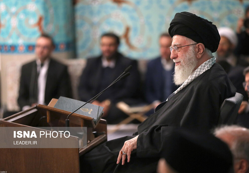 دیدار شرکت کنندگان در مسابقات بین‌المللی قرآن با رهبر انقلاب