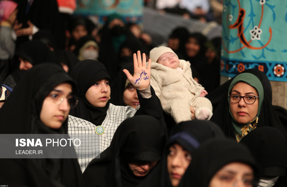 دیدار شرکت کنندگان در مسابقات بین‌المللی قرآن با رهبر انقلاب