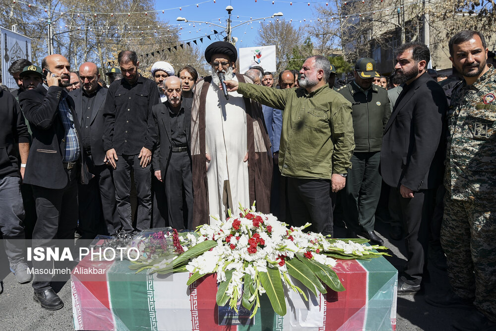 تشییع پیکر شهید «بهروز واحدی»