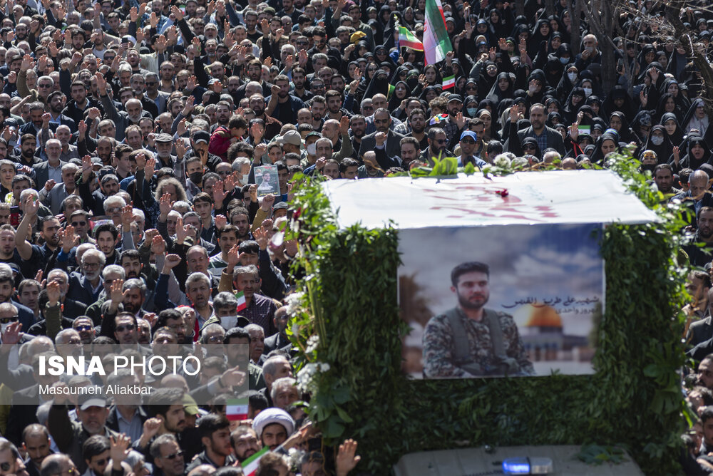 تشییع پیکر شهید «بهروز واحدی»