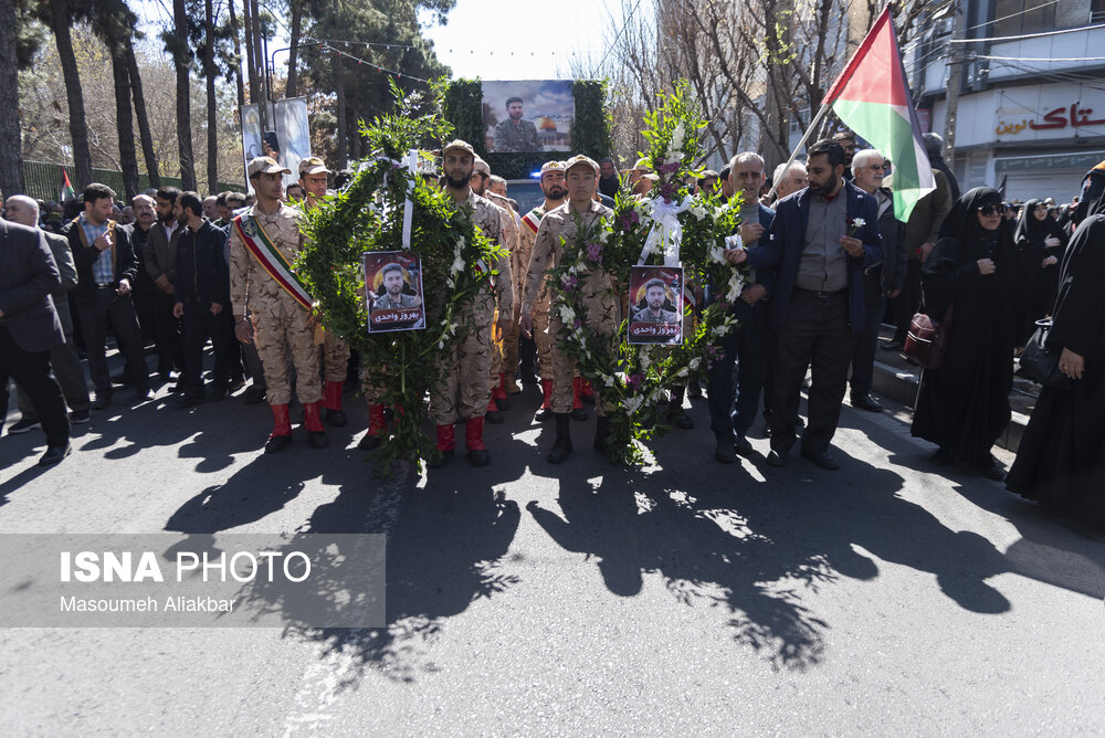 تشییع پیکر شهید «بهروز واحدی»