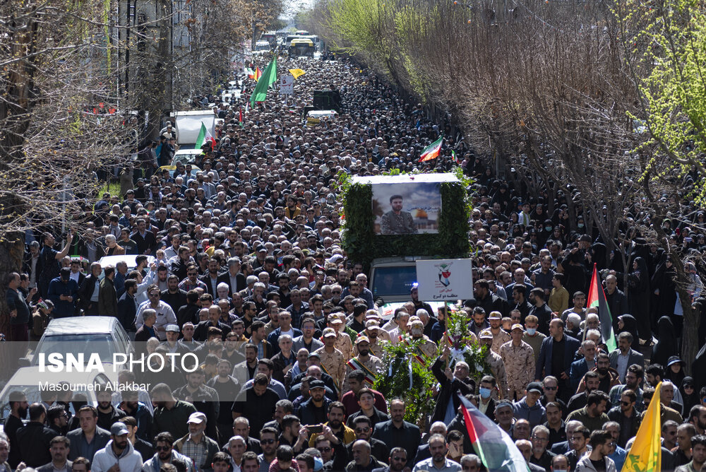 تشییع پیکر شهید «بهروز واحدی»