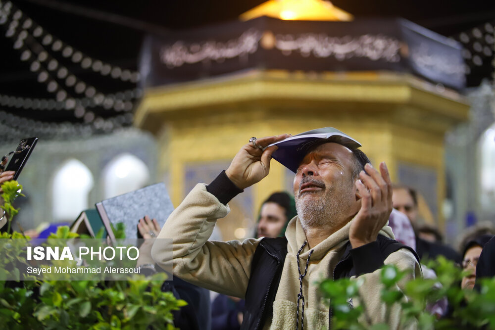 لیالی قدر، شب نوزدهم ماه مبارک رمضان - حرم امام رضا(ع)