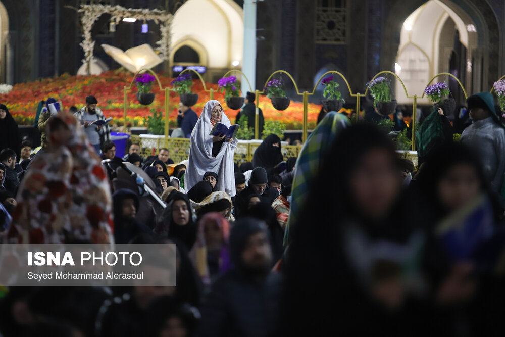 لیالی قدر، شب نوزدهم ماه مبارک رمضان - حرم امام رضا(ع)